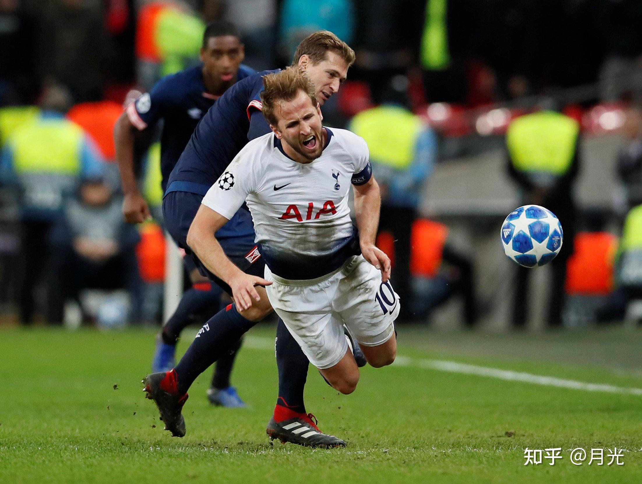 热刺主场大胜，赢得宝贵三分的简单介绍