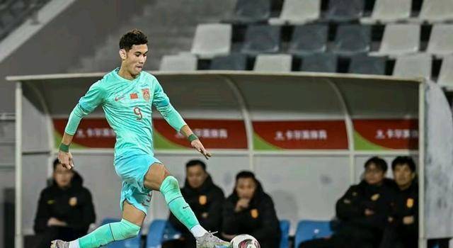 爱游戏网页版-布莱克本取得逆转胜利，展现斗志的简单介绍