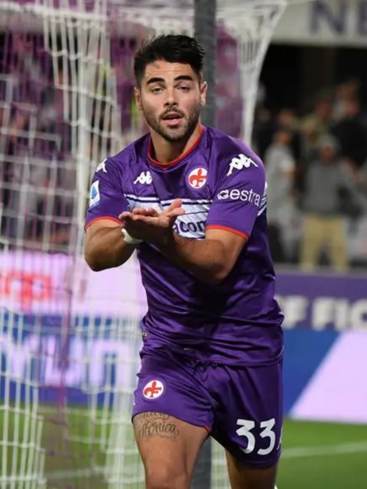 布莱克本取得逆转胜利，展现斗志的简单介绍