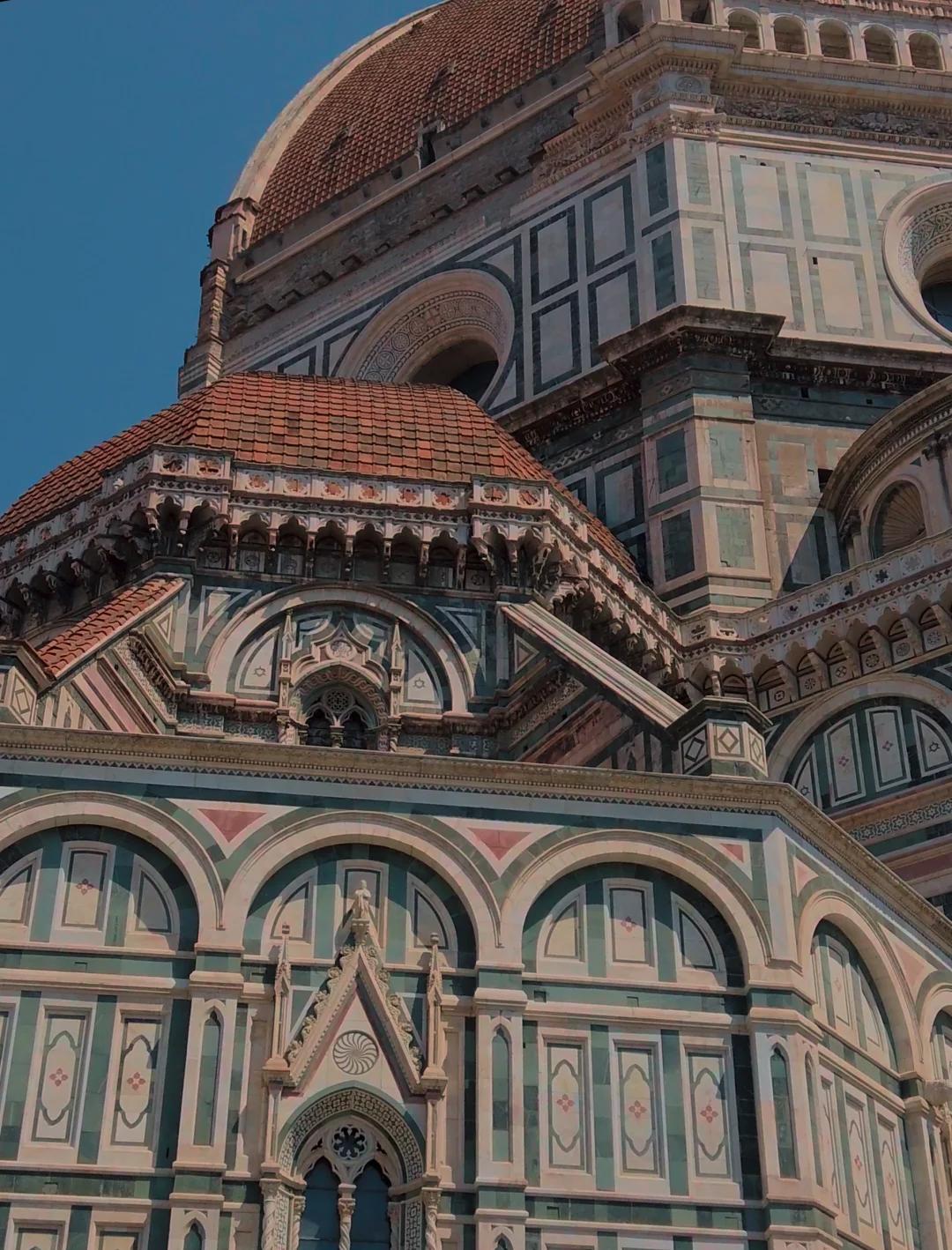 爱游戏官网-佛罗伦萨历史建筑维修重启，力促城市古迹保存与旅游发展的简单介绍