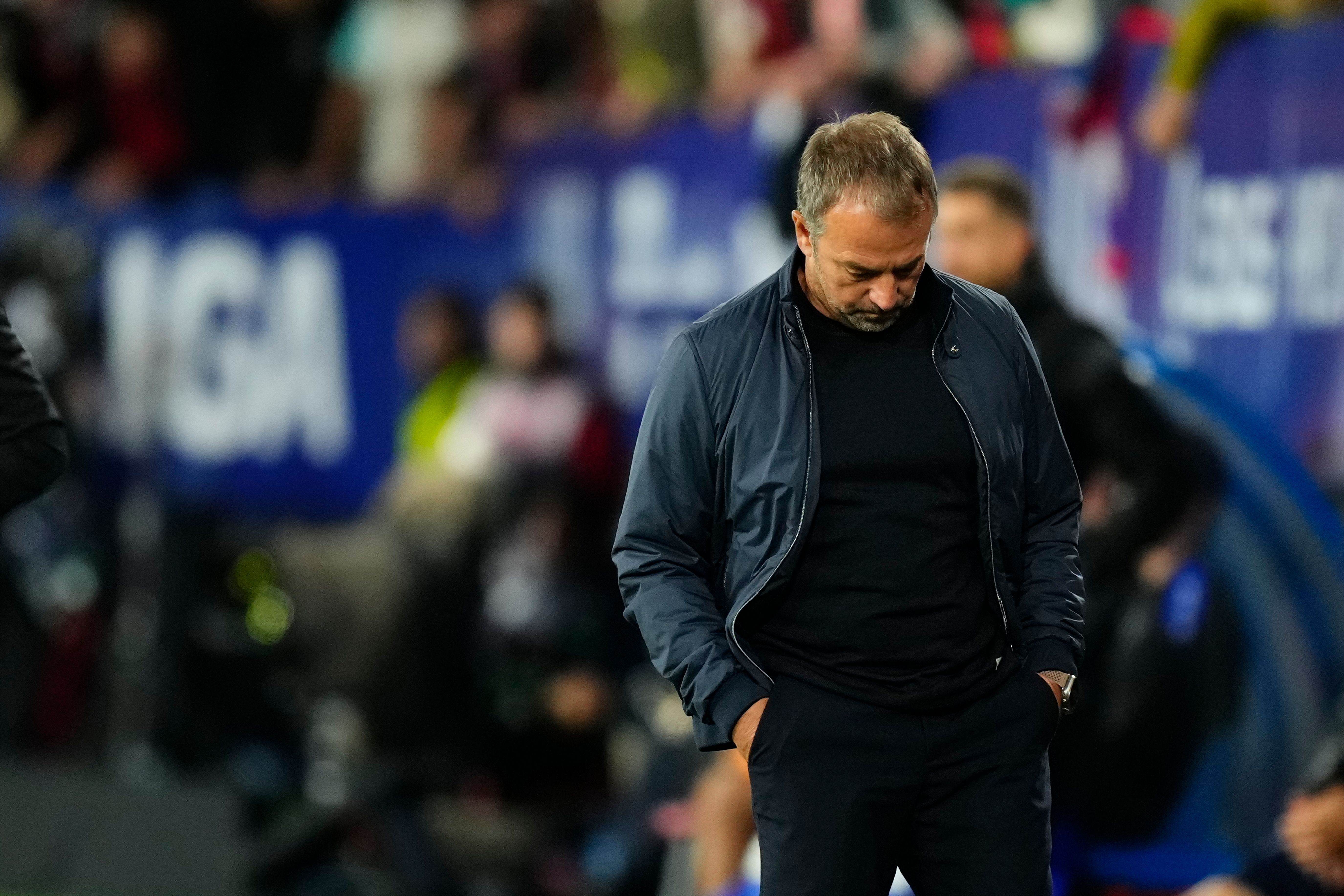 关于巴塞罗那遭遇关键失利，西甲冠军宝座摇摇欲坠的信息