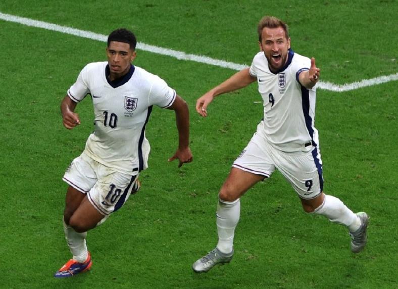 关于马其顿凭借点球淘汰英格兰，晋级欧锦预赛淘汰赛的信息