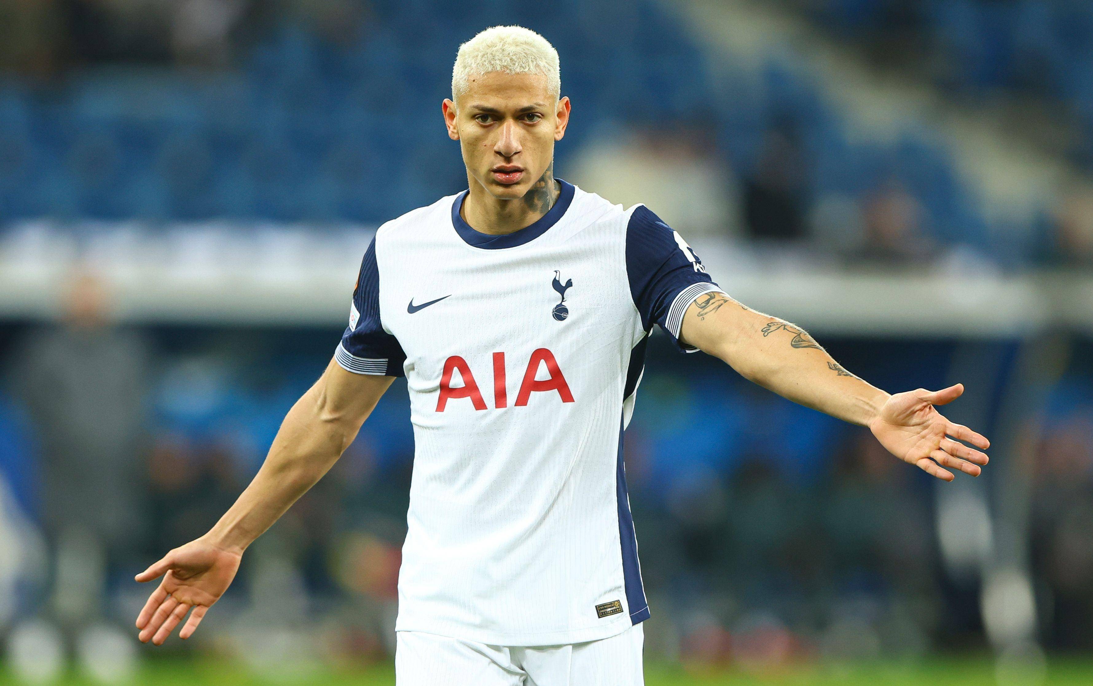 爱游戏-热刺队内出现新生代球员，重夺荣誉或非梦