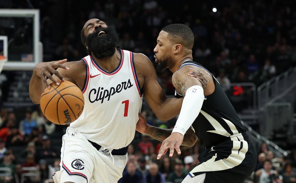 火箭惜败雄鹿，哈登砍下40+表现