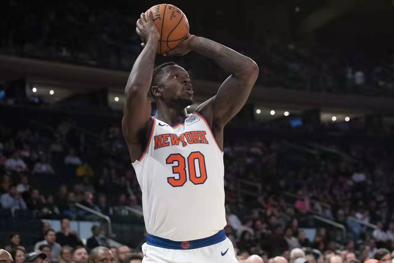 骑士客场惜败爵士，战绩跌至倒数的简单介绍