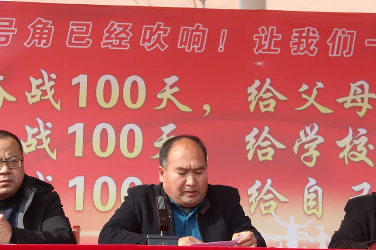 澳大利亚选手轻松夺魁，勇往直前