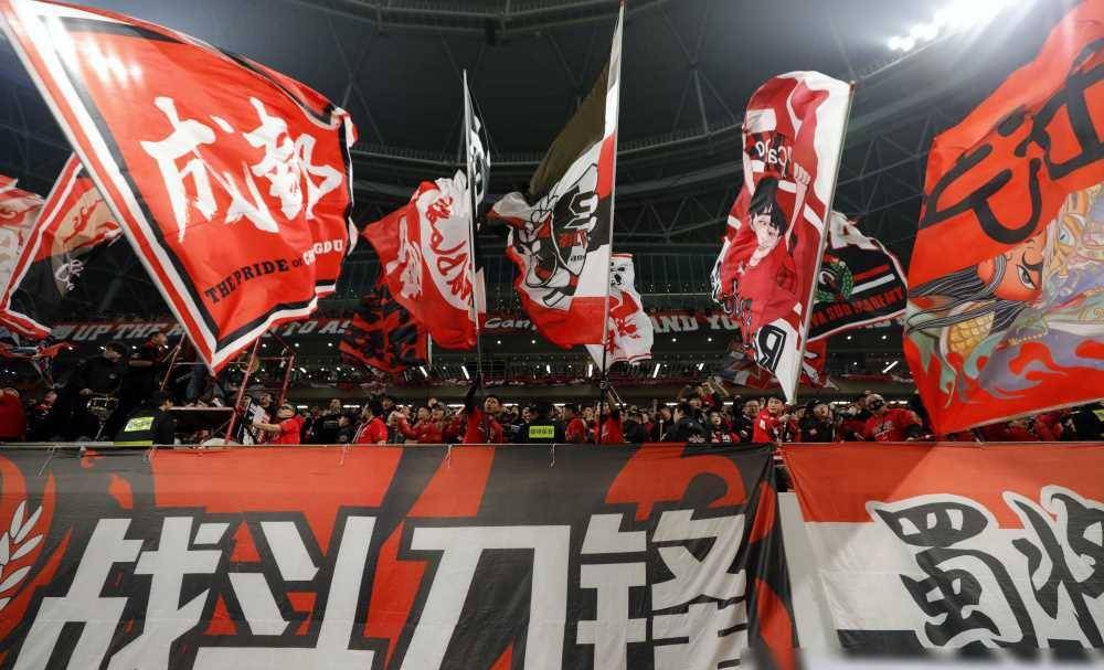 爱游戏官方登录入口-比赛中球队团结一心，共同拼搏取胜