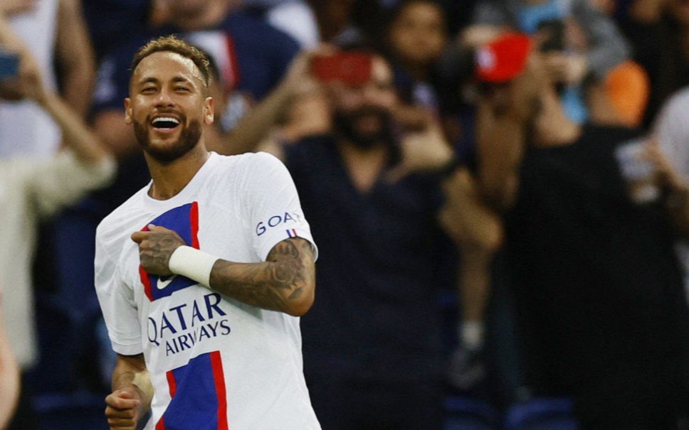 巴黎圣日耳曼备战欧冠比赛，内马尔或缺阵的简单介绍