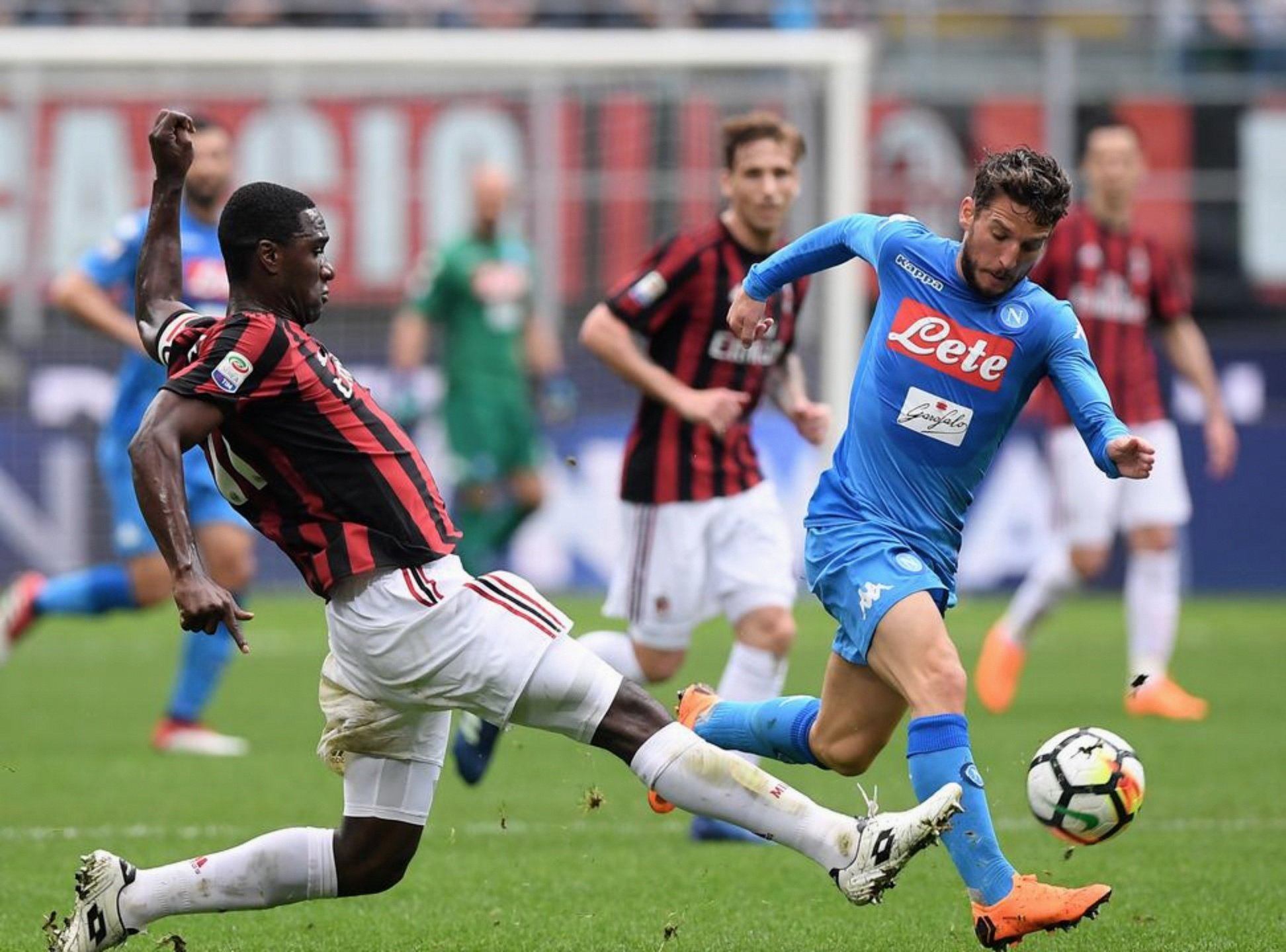 爱游戏亚洲官网-AC米兰主场力克对手，继续领跑