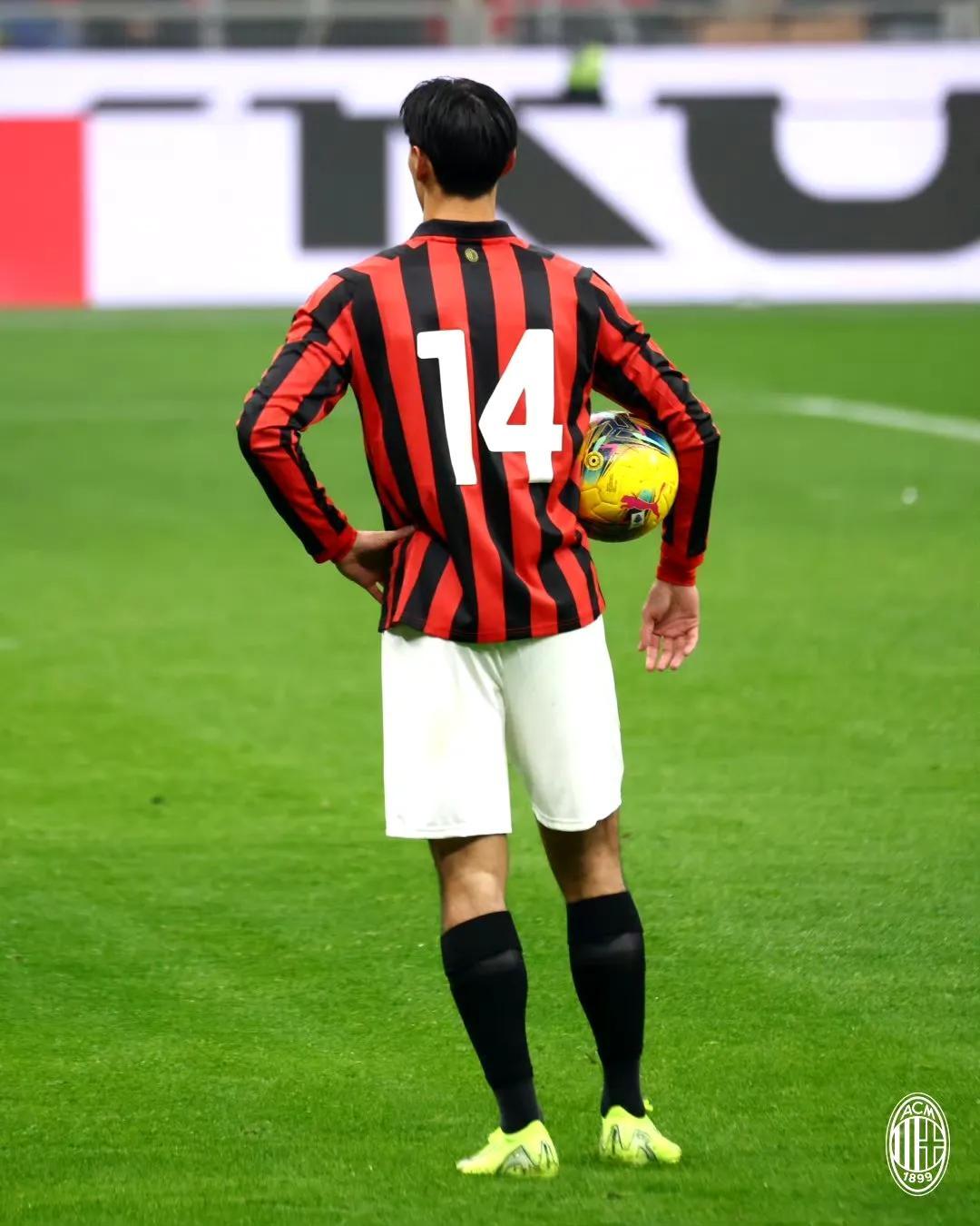 AC米兰主场力克对手，继续领跑