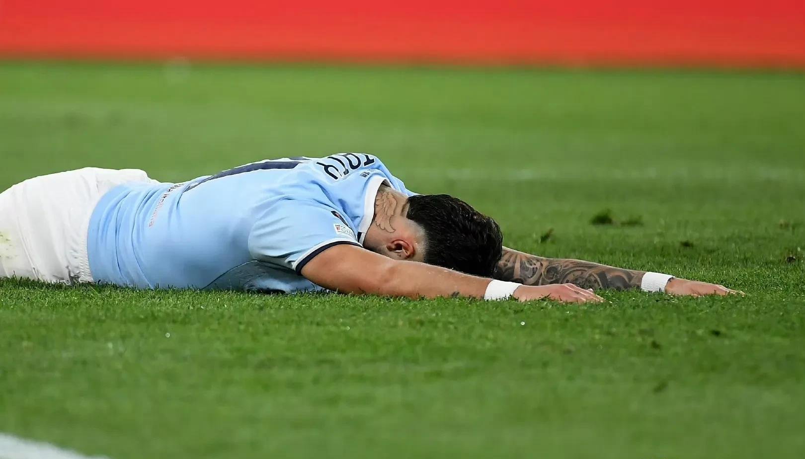 爱游戏网页版-关于佛罗伦萨遭遇大败，球队陷入低迷绝望的信息