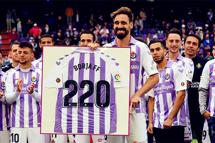 包含巴拉多利德客场告负，争取保级机会的词条