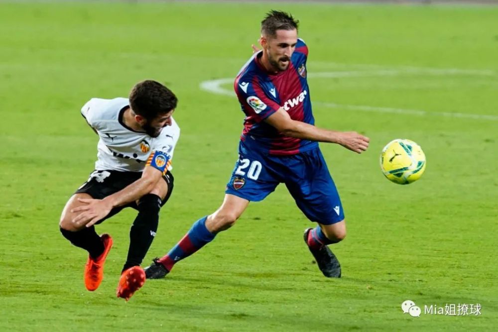 爱游戏官网网页版入口-瓦伦西亚实现连胜，摆脱降级困境